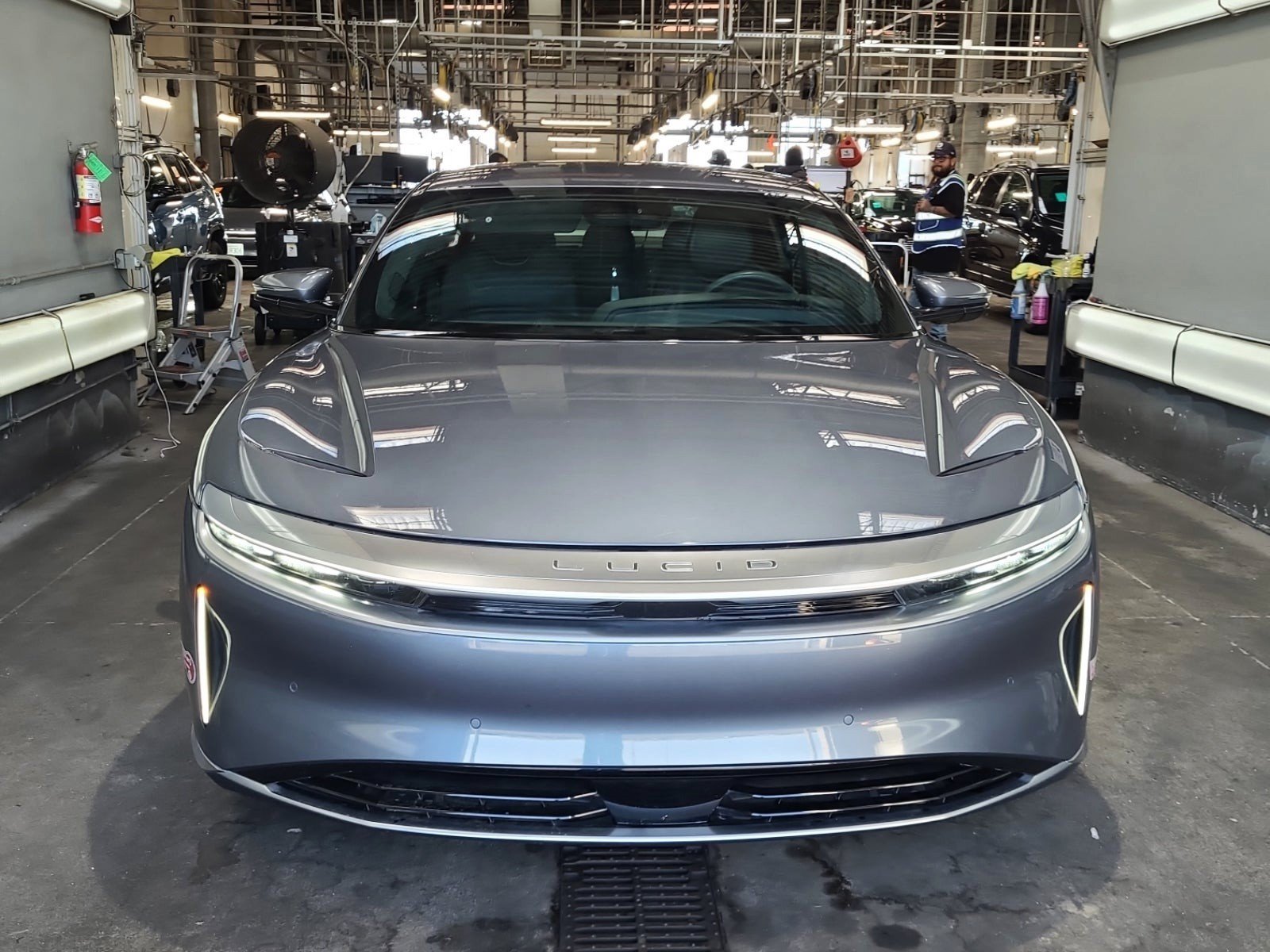 Used 2023 Lucid Air Pure AWD/4WD image 2