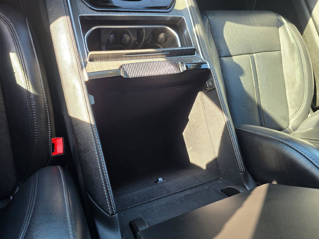 Used 2024 Jeep Wagoneer L Series II w/ Flexible Seating Group AWD/4WD image 26