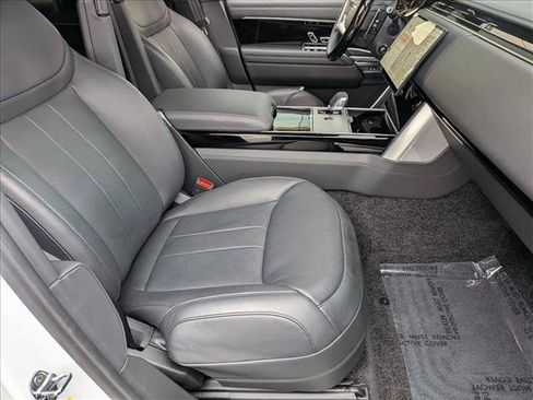 Certified 2025 Land Rover Range Rover Autobiography AWD/4WD image 22