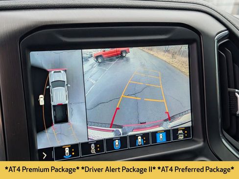 Used 2020 GMC Sierra 2500 AT4 w/ AT4 Premium Package image 11