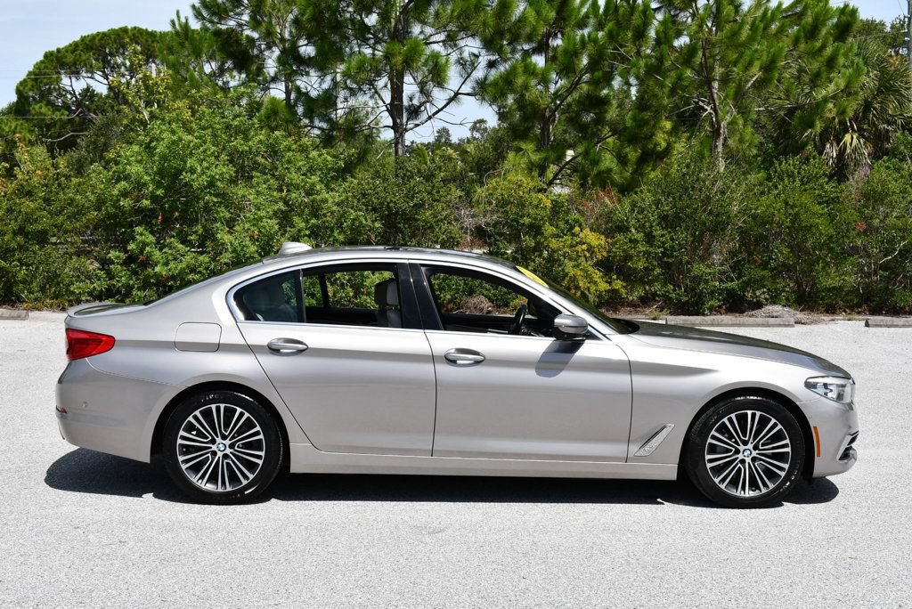 Used 2017 BMW 530i RWD image 32