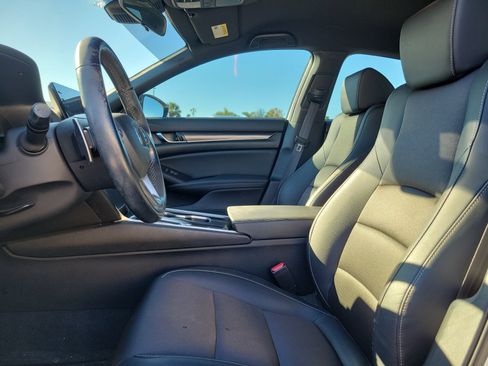 Used 2022 Honda Accord Sport image 16