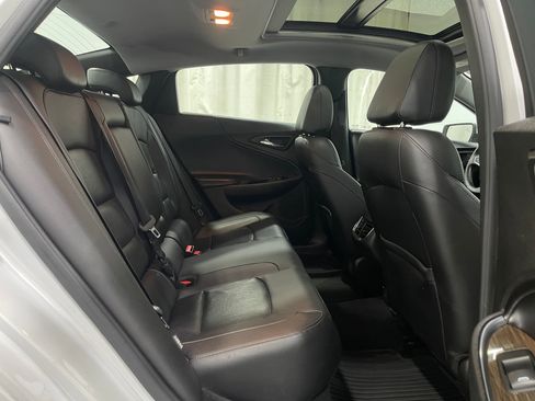 Used 2017 Chevrolet Malibu Premier w/ Premier Sun and Wheel Package image 32