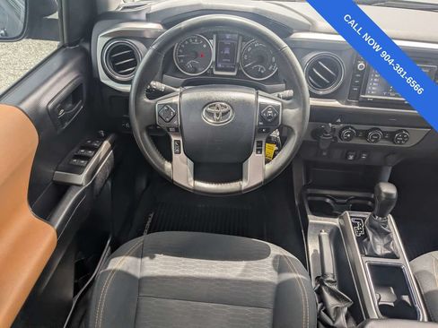 Used 2019 Toyota Tacoma SR5 RWD image 16