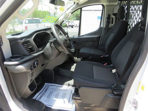 Used 2025 Ford Transit 250 Low Roof w/ Exterior Upgrade Package RWD image 4