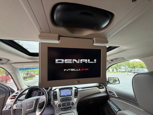 Used 2018 GMC Yukon XL Denali w/ Open Road Package AWD/4WD image 21