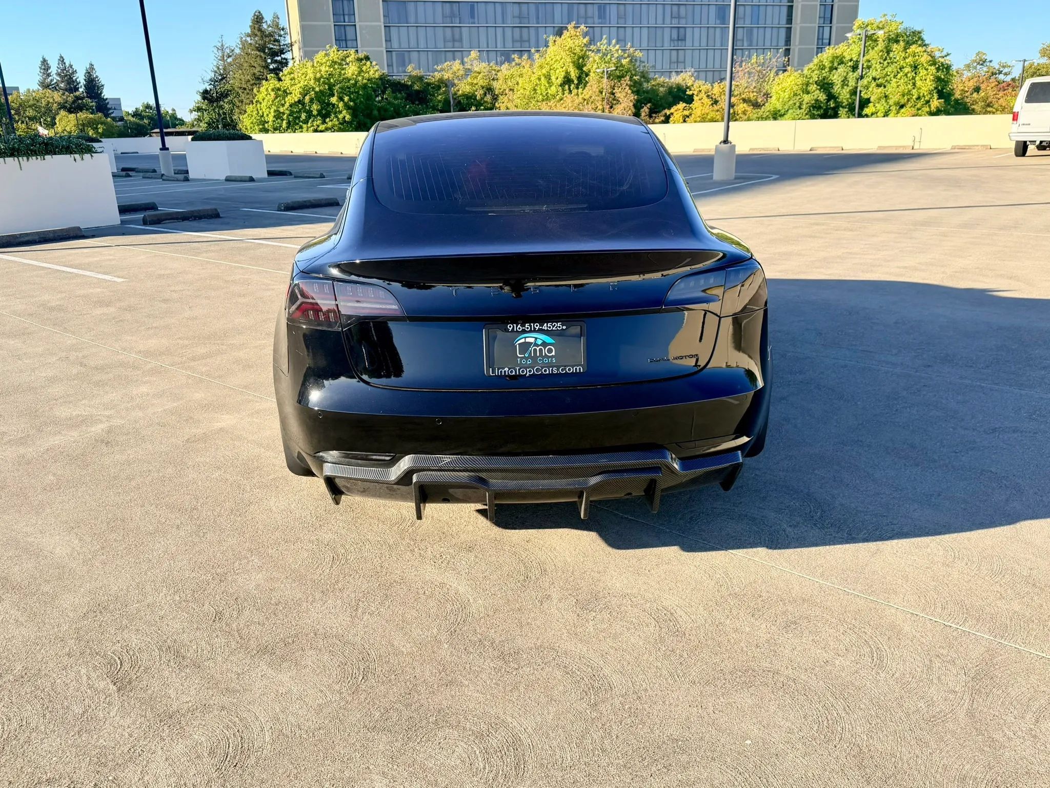 Used 2018 Tesla Model 3 Mid Range RWD image 17