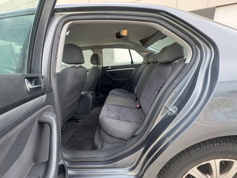 Used 2006 Volkswagen Jetta Value Edition FWD image 14