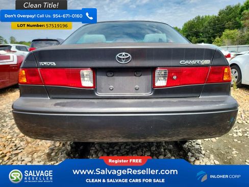 Used 2000 Toyota Camry FWD image 8
