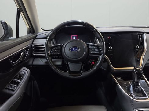 Used 2025 Subaru Outback Onyx Edition AWD/4WD image 17