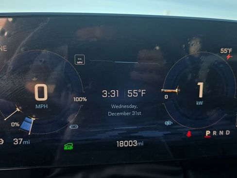 Used 2024 Chevrolet Blazer EV LT image 19