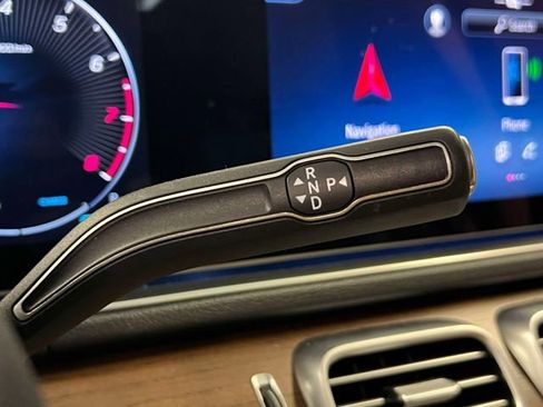 Certified 2024 Mercedes-Benz GLE 350 4MATIC image 25