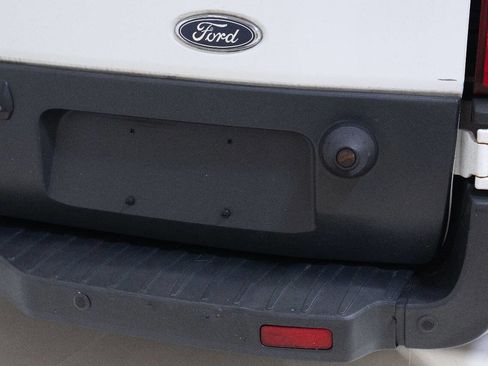 Used 2015 Ford Transit 350 XLT image 18