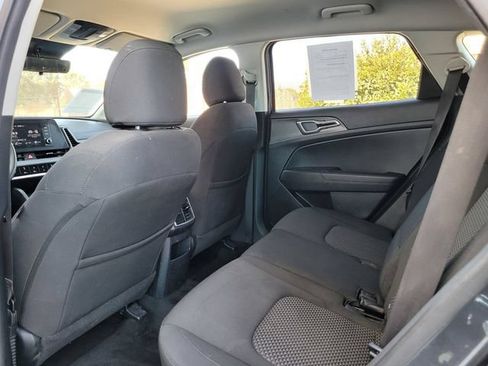 Certified 2024 Kia Sportage LX AWD/4WD image 16
