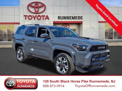Certified 2025 Toyota 4Runner TRD Sport Premium AWD/4WD image 1