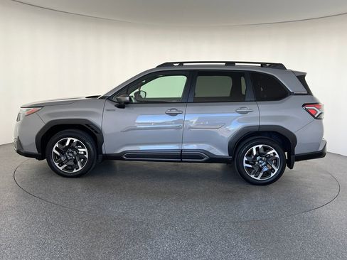 Certified 2025 Subaru Forester Limited w/ Popular Package AWD/4WD image 8
