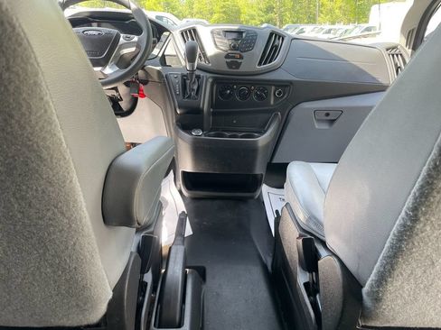 Used 2019 Ford Transit 250 148 Low Roof RWD image 27