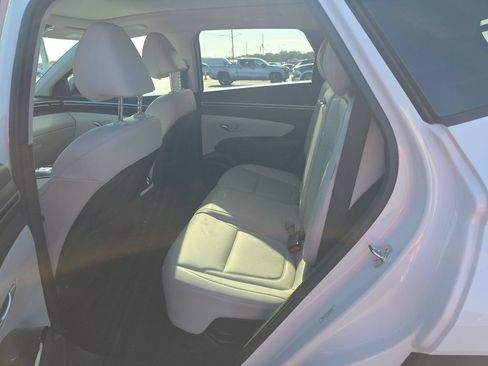 Used 2024 Hyundai Tucson Limited AWD/4WD image 11