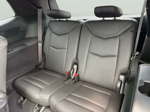 Used 2024 Cadillac XT6 Premium Luxury AWD/4WD image 12