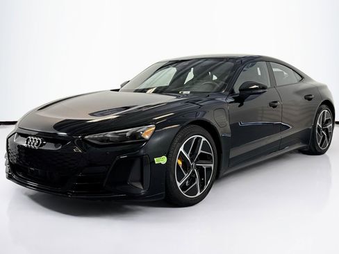 Used 2023 Audi RS e-tron GT image 1