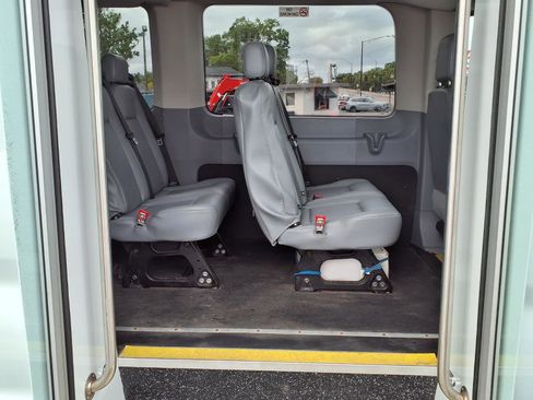 Used 2016 Ford Transit 350 XL image 12