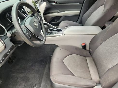 Used 2024 Toyota Camry LE FWD image 9