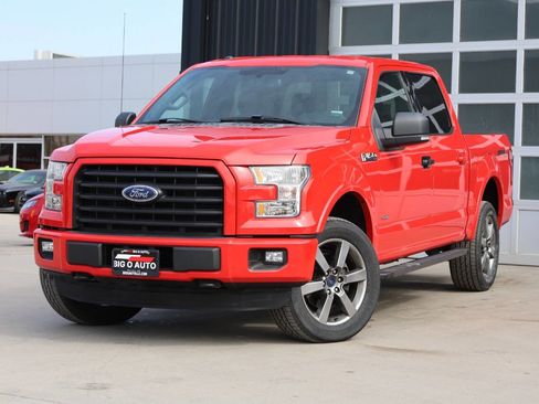 Used 2015 Ford F150 XLT w/ Equipment Group 301A Mid image 3