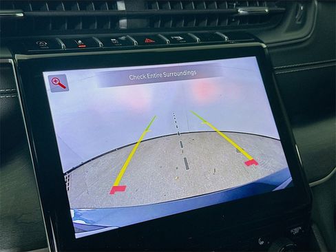 Used 2025 Jeep Grand Cherokee L Limited w/ Black Appearance Package image 10