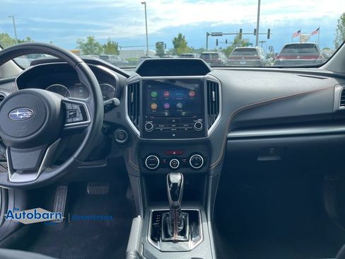 Used 2019 Subaru Crosstrek 2.0i Limited w/ Moonroof Package w/Navigation AWD/4WD image 17