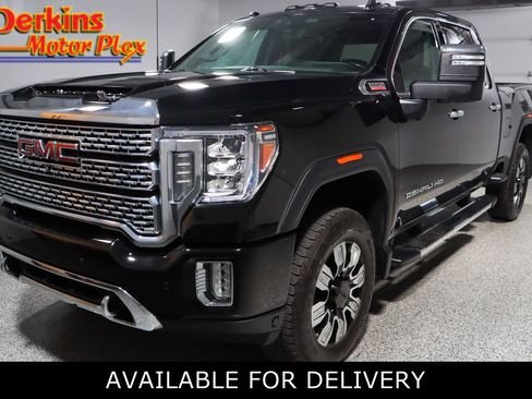 Used 2020 GMC Sierra 2500 Denali image 1