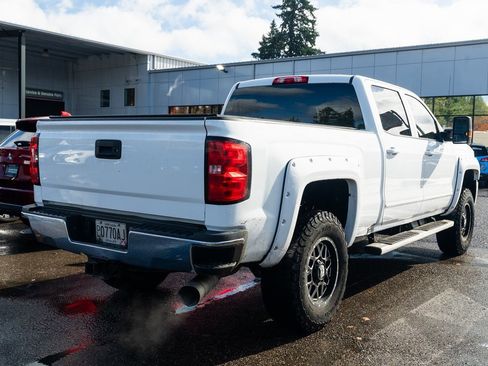 Used 2018 Chevrolet Silverado 2500 LT w/ LT Fleet Convenience Package image 6