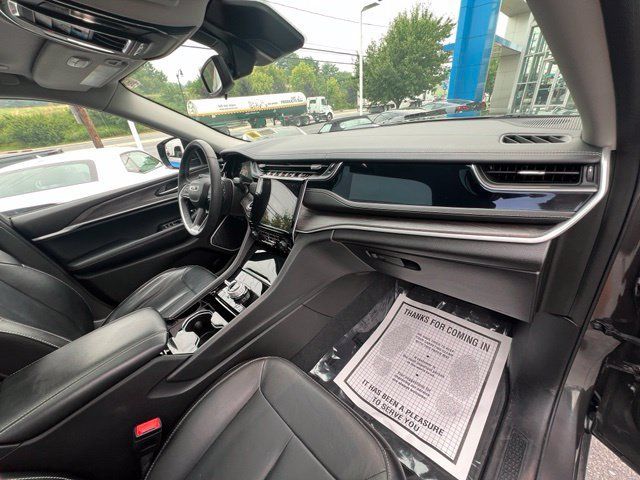 Used 2022 Jeep Grand Cherokee Limited 4xe AWD/4WD image 33