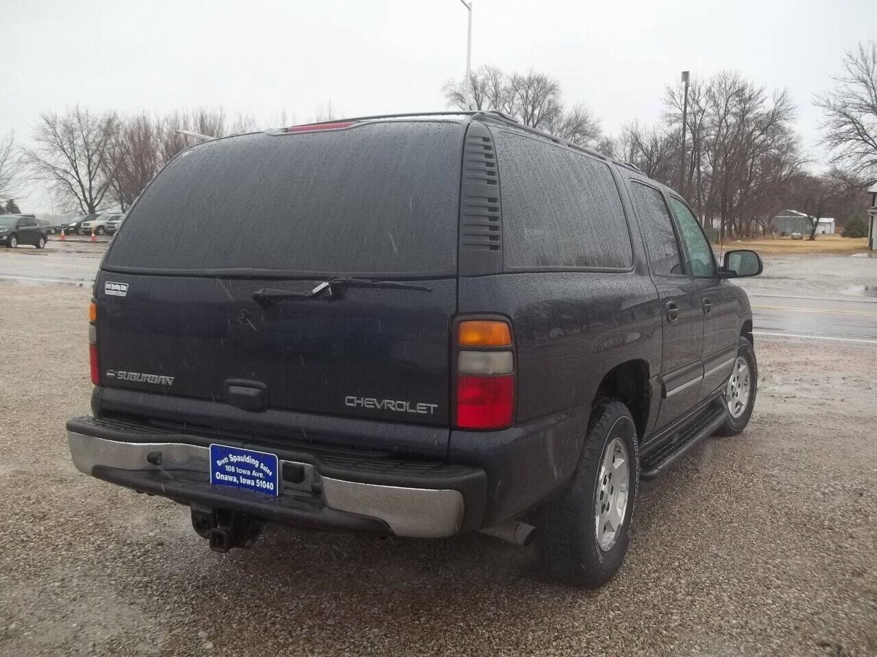 Used 2004 Chevrolet Suburban LT w/ Preferred Equipment Group AWD/4WD image 5