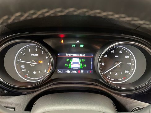 Certified 2021 Buick Encore GX Essence w/ Advanced Technology Package image 16