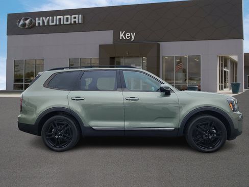 Used 2023 Kia Telluride EX X-Line AWD/4WD image 3