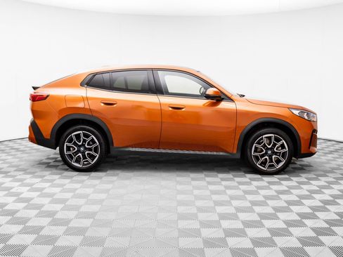 Certified 2025 BMW X2 xDrive28i image 6