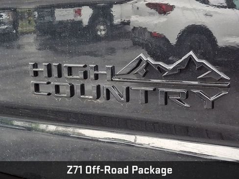 Used 2025 Chevrolet Silverado 2500 High Country w/ Midnight Edition AWD/4WD image 23
