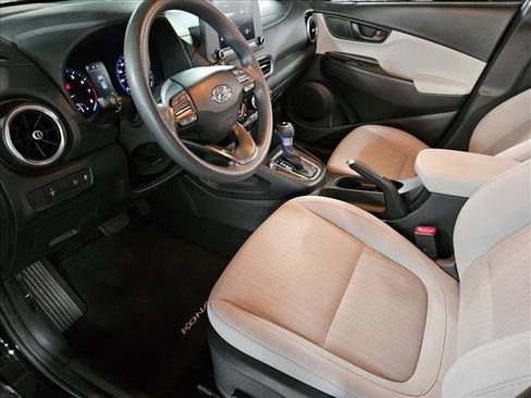 Used 2023 Hyundai Kona SEL FWD image 10