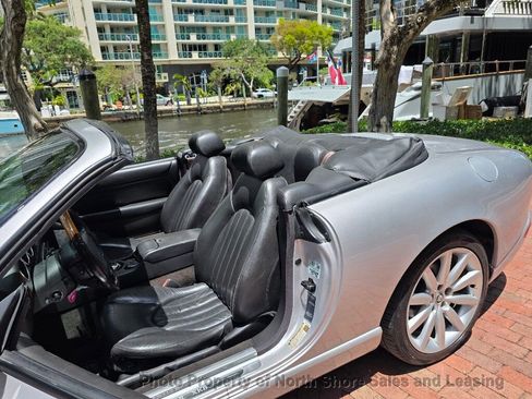 Used 2005 Jaguar XK8 Convertible RWD image 69