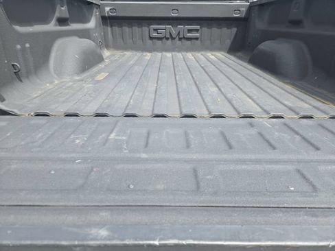 Used 2017 GMC Sierra 1500 SLT AWD/4WD image 9
