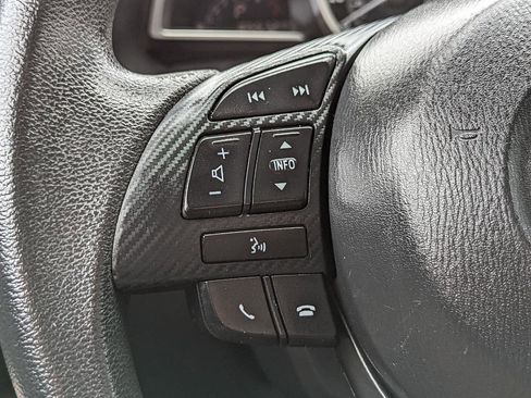 Used 2016 MAZDA MAZDA3 i Sport image 17