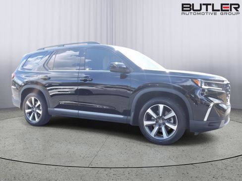 Used 2024 Honda Pilot Elite image 8