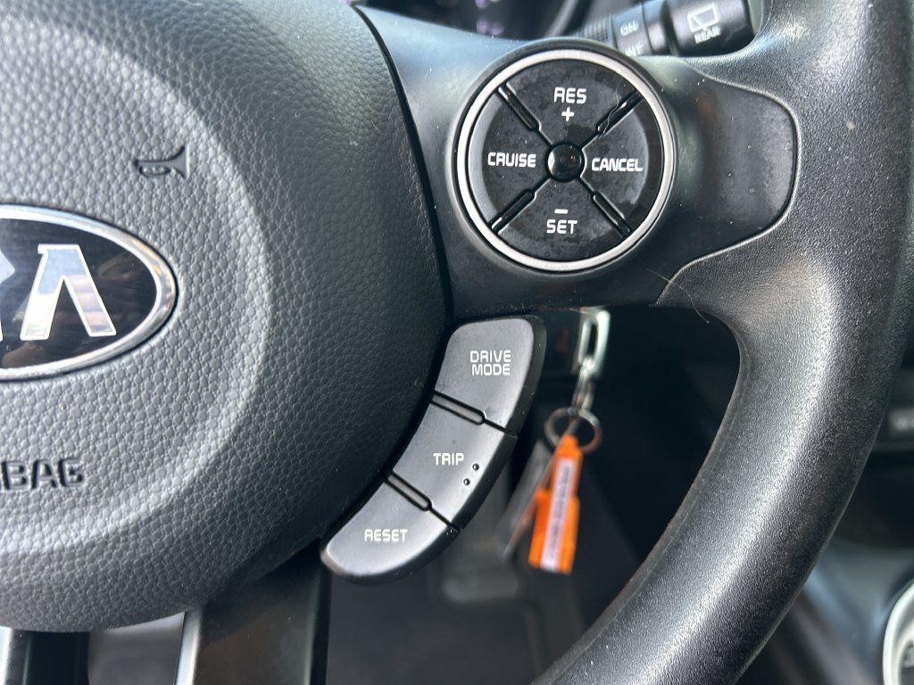 Used 2018 Kia Soul FWD image 23