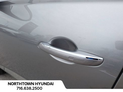 Used 2025 Genesis GV80 2.5T Standard AWD/4WD image 48