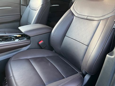 New 2026 Ford Explorer Platinum image 18