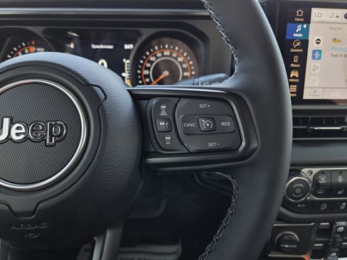 New 2026 Jeep Gladiator Sport image 40