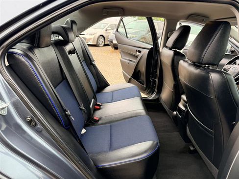 Used 2018 Toyota Corolla SE w/ Body Protection Package FWD image 17