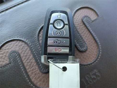 Certified 2023 Ford F350 King Ranch w/ Chrome Package image 29