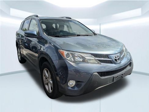 Used 2014 Toyota RAV4 XLE AWD/4WD image 3