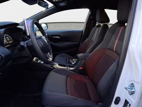 New 2026 Toyota Corolla SE image 8